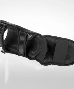 Fighter Shinguards Thai Ergo - Black/grey, FSG-004BG PROTECTION