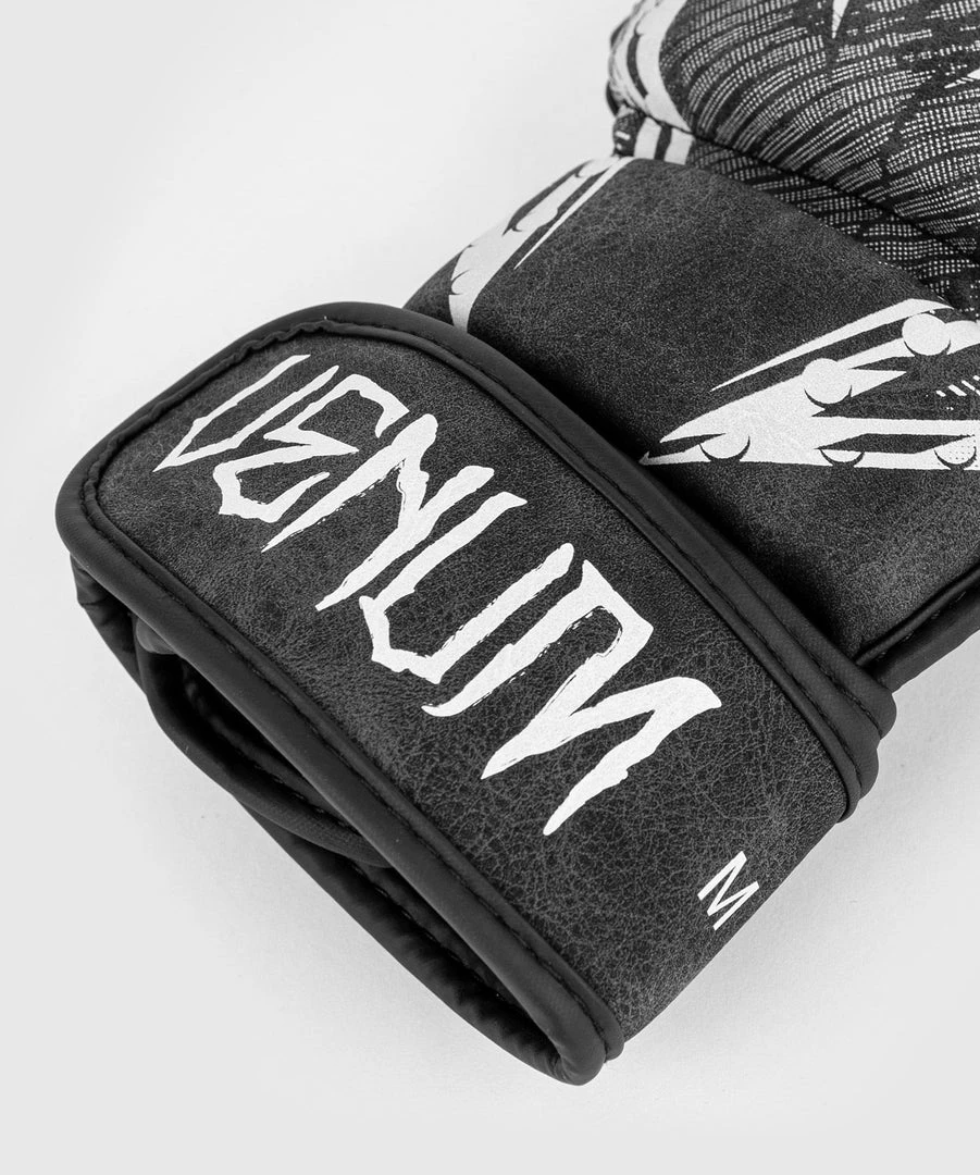 GLOVES MMA Rukavice Venum Gladiator 4.0 - černá 6 GLOVES MMA Rukavice Venum Gladiator 4.0 - černá