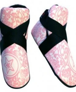 PROTECTION Top Ten Kicks - 3068 GIRLS, 3068 GIRLS