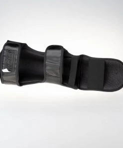 Fighter Shinguards Thai Classic - Black, JE1573BB