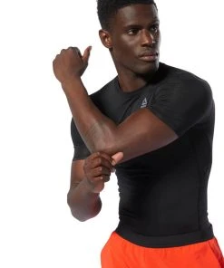 Training T-Shirts Reebok WOR Logo Compression Tee - Black, DP6163