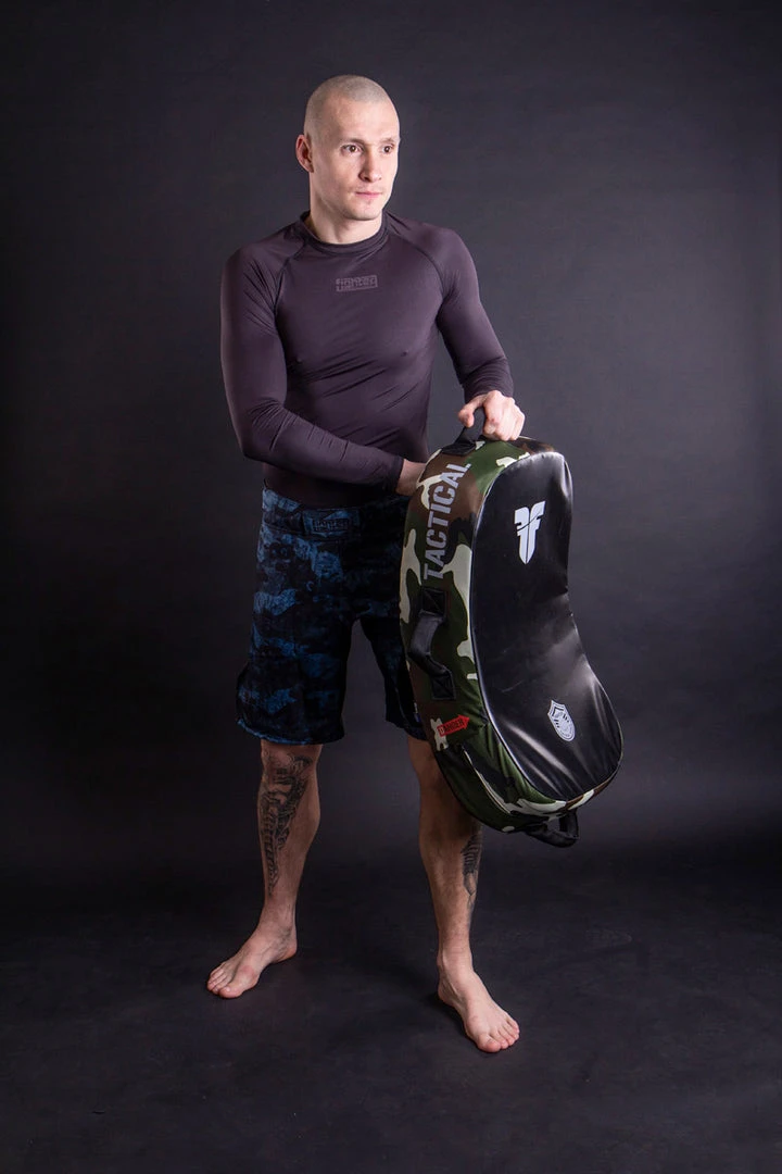 Fighter Kicking Shield - MULTI GRIP - Tactical Series - Black/camo, FKSH-14 TRAINING 11 Fighter Kicking Shield - MULTI GRIP - Tactical Series - Black/camo, FKSH-14 TRAINING