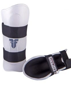 Shin Guard Fighter Ergo - White, FSG-001W