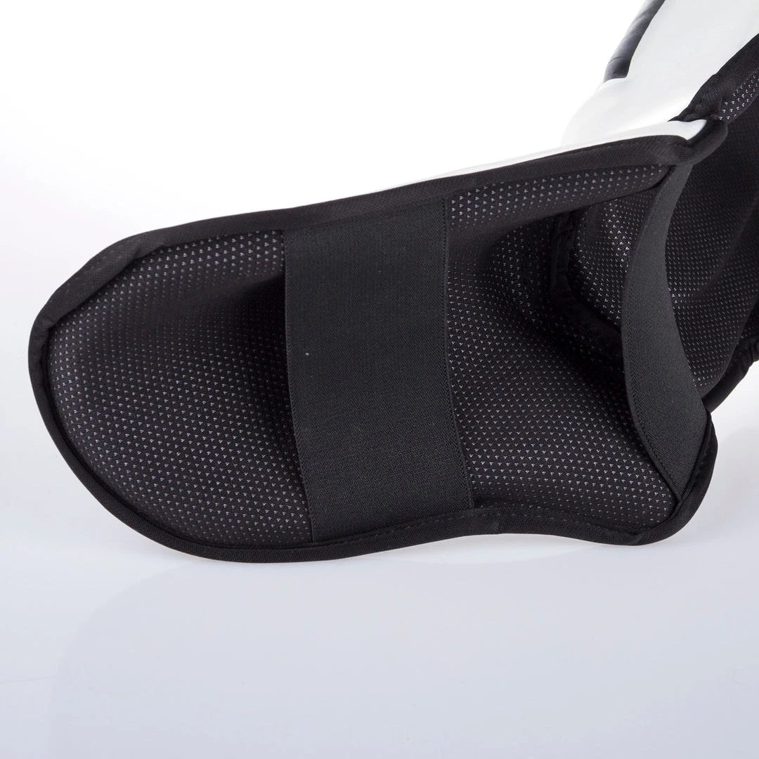 Fighter Shinguards Thai Ergo - White, FSG-004WB 6 Fighter Shinguards Thai Ergo - White, FSG-004WB