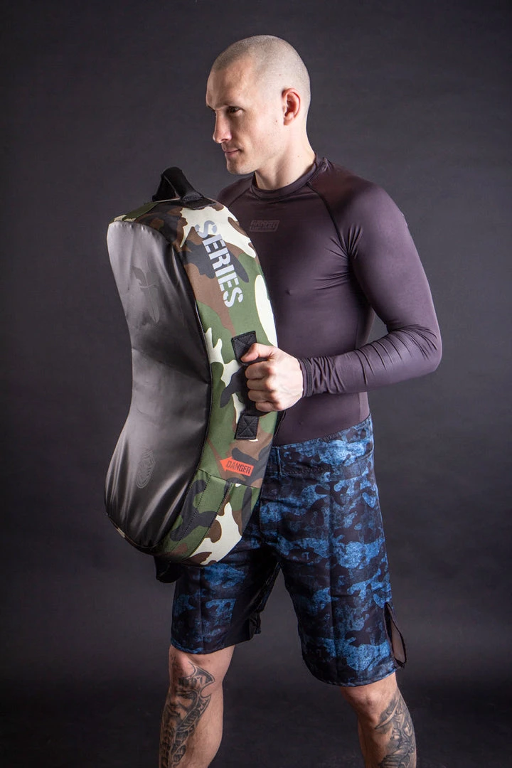 Fighter Kicking Shield - MULTI GRIP - Tactical Series - Black/camo, FKSH-14 TRAINING 8 Fighter Kicking Shield - MULTI GRIP - Tactical Series - Black/camo, FKSH-14 TRAINING